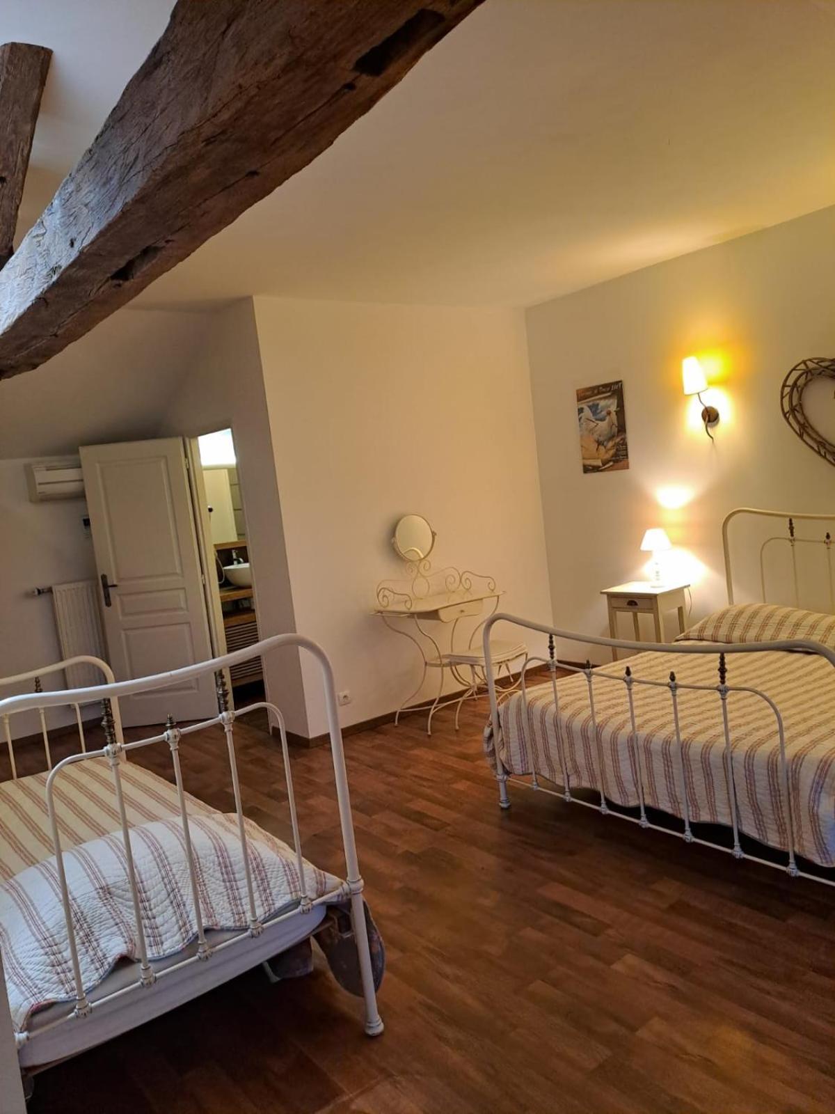 Le Moulin Du Fay Bed & Breakfast Villemotier ภายนอก รูปภาพ